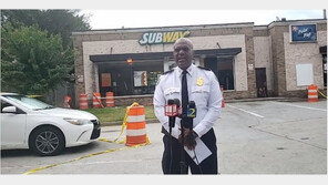 “샌드위치에 마요네즈 너무 많아”…美써브웨이서 손님이 점원 총격