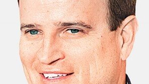 빗장 건 라이더컵 “사우디파 NO”… 빗장 푼 PGA “투어 티켓 늘릴게”