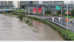 출근길 서울 동부간선도로 전구간 통제…수도권 ‘물폭탄’
