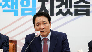 성일종, 尹 이준석 손절 신호 해석에 “대통령 이런 문제 관여안해”