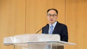 검찰총장 직무대리 “자리 바라보지 말고 주인 된 자세 가져라”