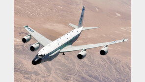 美 특수정찰기들 한반도 상공 비행 계속