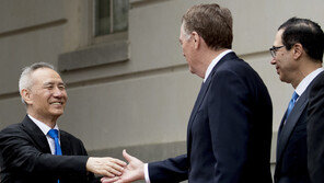 류허-옐런, 화상 대화…“바이든, 금주 대중 관세 완화 가능성”