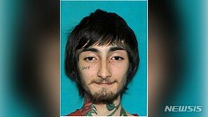 美독립기념일 총격 20대 용의자 체포…“트럼프 영상 2개 SNS에 올려”