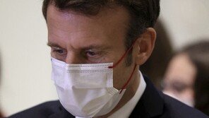 마크롱, 푸틴 통화 내용 방송…러시아 “기밀 위반” 맹비난