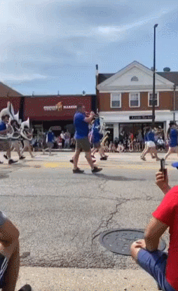 “축제 폭죽 소리 인줄”…총성에도 박수친 참사 현장 (영상)