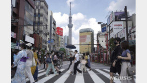 일본 코로나 재확산 조짐… 여행 지원책 연기 가능성