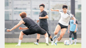 EPL득점왕이 동네축구에?… “손흥민, TV장면보다 더 빨라”