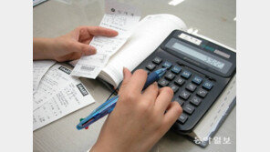 [사설]고물가에 중산층 실질소득 감소, 소득세 개편 서둘라