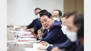 대통령-장관 1대1 방식으로… 내주부터 부처 업무보고 