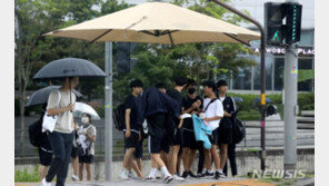 내일 내륙 곳곳 소나기…낮 최고 ‘27~36도’ 무더위 계속