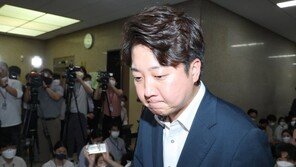 [사설]與 이준석 ‘사고’ 있었지만 혁신위 활동 중단 안 된다