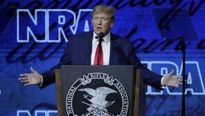 트럼프, 유세 도중 머스크에 독설…“그는 헛소리 기술자”