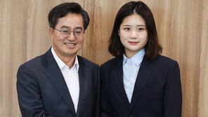 김동연 찾은 박지현 “민주당 정치개혁에 대해 이야기해”