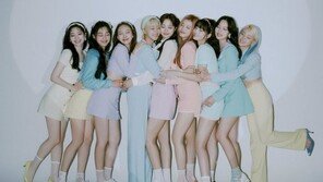 트와이스, K팝 그룹 ‘7년 징크스’ 없다…전원 JYP와 재계약