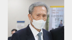 軍, ‘文행정관 수사기록 무단열람’ 보도에 “사실 확인 시간 걸려”