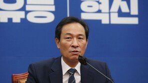 우상호, 오늘 박지현과 오찬 “출마 불허 이해 구할 것”