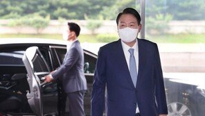 尹대통령 “금융리스크 확산속도 빨라…선제조치해야”