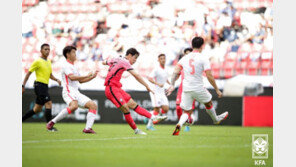 ‘막내 강성진 멀티골’ 한국, 홍콩 3-0 꺾고 동아시안컵 2연승