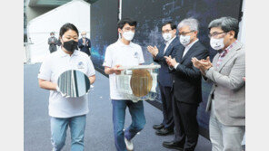 삼성전자, 3나노 반도체 첫 양산… “無에서 有 창조한 혁신”