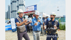 한화건설, 건설현장에 찾아가는 팥빙수차 운영