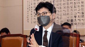 한동훈 “탈북어민 북송 근거, 그때도 지금도 없어”… 文정부 주장 반박