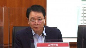 與 성일종 “직 연연않고 헌신할 각오…어떤 역할이라도 다할 것”