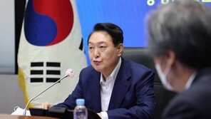 [사설]대통령 주변 이권개입설, 지금 안 도려내면 암 덩어리 될 것