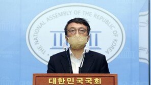 김의겸, 尹대통령에 “펠로시 슬쩍 피한 건 유일하게 잘한 일”