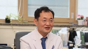 기침할때 ‘지끈’, 망치 맞은듯 ‘띵’…이런 두통은 곧바로 병원 가야