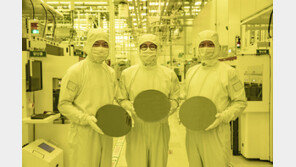 三電 양산 속도 3나노, 추격 발판되나…TSMC는 ‘인텔 변수’에 발목