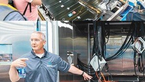 “배터리에 극한 상황… 수백가지 진동 90시간 이상 버텨야”