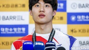 황선우, 주 종목 아닌 자유형 50m도 전국 제패