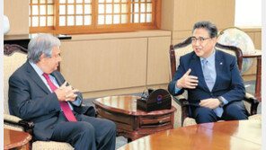 박진 외교장관, 방한 유엔 사무총장과 면담