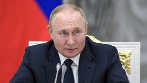 우크라 침공 6개월…“러시아인 81% 푸틴 믿는다”