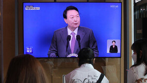 尹대통령 “靑 민정수석실 폐지로 사정컨트롤타워 권한 포기”