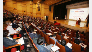 공무원, 승진 시 경력평가 비중 축소…성과급엔 동료 평가 반영 추진