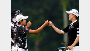 유소연-이보미, 시몬느 퍼시픽 아시안컵 단체전 정상