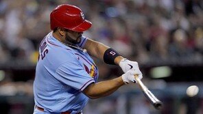 푸홀스, 은퇴 앞두고 ‘700 홈런’ 가시권… 8개 남았다