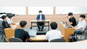 “中선 말 잘못하면 생명 위협” vs “韓, 누구나 대통령 비난해 놀라”