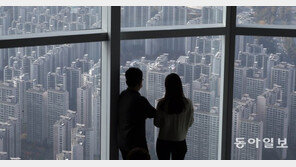 심상찮은 부동산 하락세…“주택가격 급락기엔 금리 인상 신중해야”