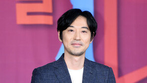 法 “이루마 ‘원곡 변형’한 악보 출판사, 2000만원 배상하라”