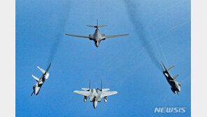 美, B-52 전폭기 발칸반도 저공 비행…러 견제 메시지