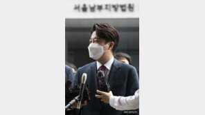 이준석 “‘폭로자’로 몰아보려 셀프유출…폭로할거면 기자회견 했다”