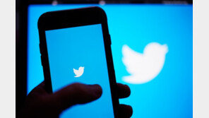 “트위터에 스파이 활동…中-러 돈받고 검열 눈감아”