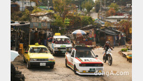 80년대 레트로 현대차,  영화 ‘서울대작전’ 총출동