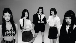 하이브 주가도 춤추게 만든 대세 걸 그룹 ‘뉴진스’
