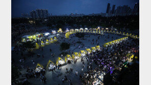 ‘코로나 피로’ 날리는 한강야시장, 3년 만에 문 열어…인파 ‘북적’