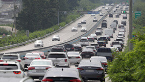 나들이·벌초 차량에 고속도로 ‘매우 혼잡’…478만대 예상