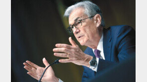 美연준 총재들 “금리 내년초 4%대로 올려야” 